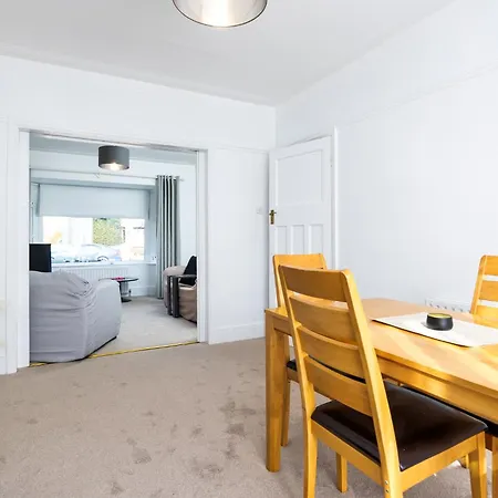 Apartment 3bed In Rialto 10 Min To *