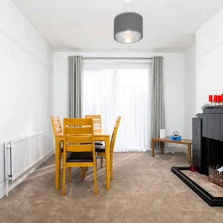 3bed In Rialto 10 Min To דירה *